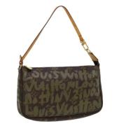 Pre-owned Canvas pouches Louis Vuitton Vintage , Green , Dames