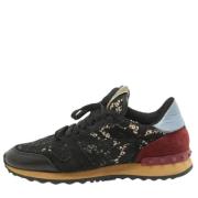 Pre-owned Lace sneakers Valentino Vintage , Black , Dames