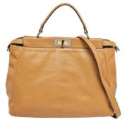 Pre-owned Leather handbags Fendi Vintage , Beige , Dames