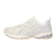 Witte Runner Sneakers met Blauwe Accenten New Balance , White , Dames