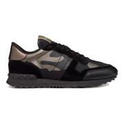 Zwarte Camouflage Sneakers met Rubber Studs Valentino Garavani , Black...