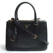 Pre-owned Leather handbags Prada Vintage , Black , Dames