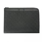 Pre-owned Leather clutches Louis Vuitton Vintage , Black , Heren