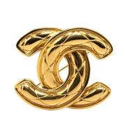 Pre-owned Metal brooches Chanel Vintage , Yellow , Dames