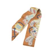 Pre-owned Silk scarves Hermès Vintage , Multicolor , Dames