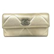 Pre-owned Leather wallets Chanel Vintage , Yellow , Dames