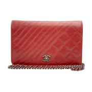 Pre-owned Leather wallets Chanel Vintage , Red , Dames