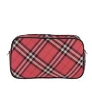 Pre-owned Fabric clutches Burberry Vintage , Red , Dames