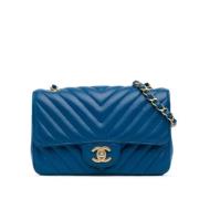 Pre-owned Leather shoulder-bags Chanel Vintage , Blue , Dames