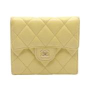 Pre-owned Canvas wallets Chanel Vintage , Yellow , Dames