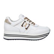 Witte Leren Sneaker met Platinum Detail Nerogiardini , White , Dames