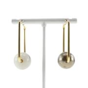 Pre-owned Yellow Gold earrings Celine Vintage , Yellow , Dames