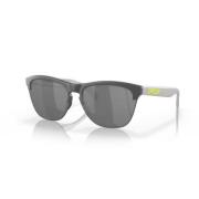 Stijlvolle zonnebrillencollectie Oakley , Gray , Unisex