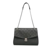 Pre-owned Leather shoulder-bags Louis Vuitton Vintage , Black , Dames