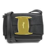 Pre-owned Leather shoulder-bags Salvatore Ferragamo Pre-owned , Black ...