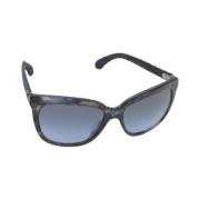 Pre-owned Plastic sunglasses Chanel Vintage , Blue , Dames