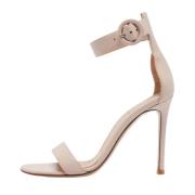 Pre-owned Leather sandals Gianvito Rossi Pre-owned , Beige , Dames