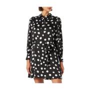 Casual Satijnen Polka Dot Jurk Pinko , Black , Dames