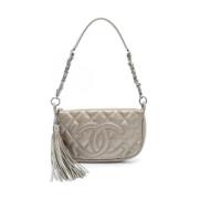 Pre-owned Leather chanel-bags Chanel Vintage , Gray , Dames