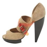 Pre-owned Suede heels Chloé Pre-owned , Beige , Dames