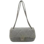 Pre-owned Leather chanel-bags Chanel Vintage , Gray , Dames