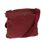 Pre-owned Nylon prada-bags Prada Vintage , Red , Dames