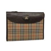 Pre-owned Nylon clutches Burberry Vintage , Beige , Dames