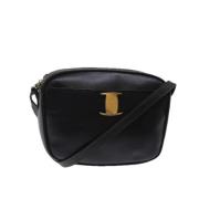 Pre-owned Leather shoulder-bags Salvatore Ferragamo Pre-owned , Black ...