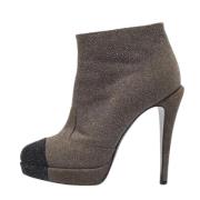 Pre-owned Suede boots Chanel Vintage , Gray , Dames