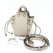 Pre-owned Leather shoulder-bags Loewe Pre-owned , Beige , Dames