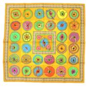 Pre-owned Silk scarves Hermès Vintage , Multicolor , Dames