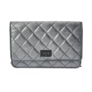 Pre-owned Leather wallets Chanel Vintage , Gray , Dames