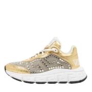 Pre-owned Leather sneakers Versace Pre-owned , Yellow , Dames