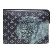 Pre-owned Canvas clutches Louis Vuitton Vintage , Blue , Dames