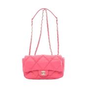 Pre-owned Leather chanel-bags Chanel Vintage , Pink , Dames