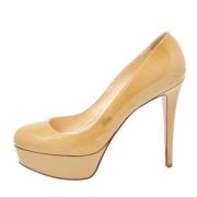 Pre-owned Leather heels Christian Louboutin Pre-owned , Beige , Dames