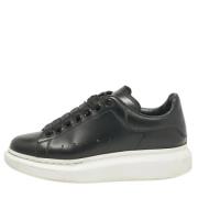 Pre-owned Leather sneakers Alexander McQueen Pre-owned , Black , Dames