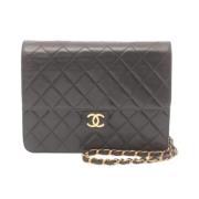 Pre-owned Leather shoulder-bags Chanel Vintage , Black , Dames