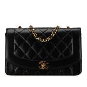 Pre-owned Leather crossbody-bags Chanel Vintage , Black , Dames