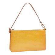 Pre-owned Leather pouches Louis Vuitton Vintage , Yellow , Dames