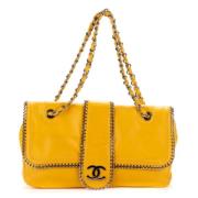 Pre-owned Leather chanel-bags Chanel Vintage , Yellow , Dames