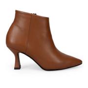 Bruine Leren Enkellaarzen Elegante Silhouet Sangiorgio , Brown , Dames