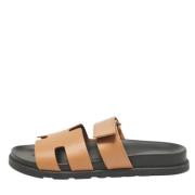 Pre-owned Leather sandals Hermès Vintage , Brown , Heren