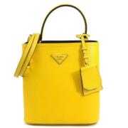 Pre-owned Leather prada-bags Prada Vintage , Yellow , Dames