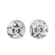 Pre-owned Plastic earrings Chanel Vintage , Gray , Dames