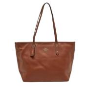 Pre-owned Leather shoulder-bags Coach Pre-owned , Brown , Dames