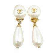 Pre-owned Plastic earrings Chanel Vintage , Yellow , Dames