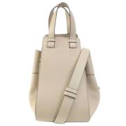 Pre-owned Leather shoulder-bags Loewe Pre-owned , Beige , Dames