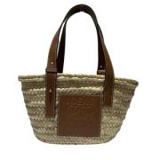 Pre-owned Raffia handbags Loewe Pre-owned , Beige , Dames