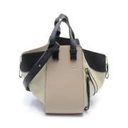 Pre-owned Leather handbags Loewe Pre-owned , Beige , Dames